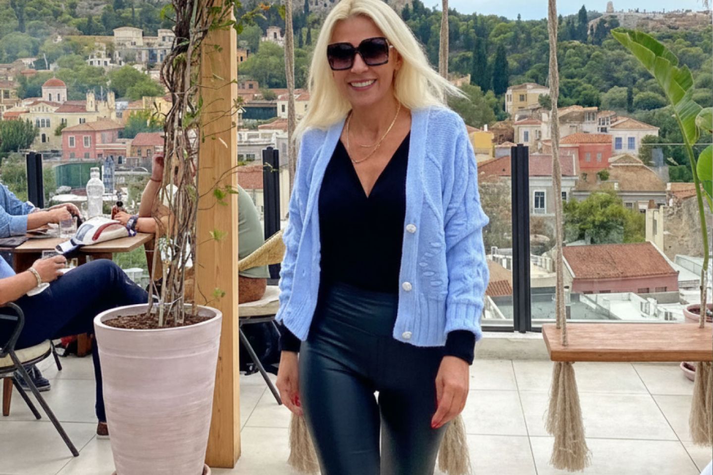 With balantia, Aimilia keeps her nutrition in balance despite a demanding on-camera career.